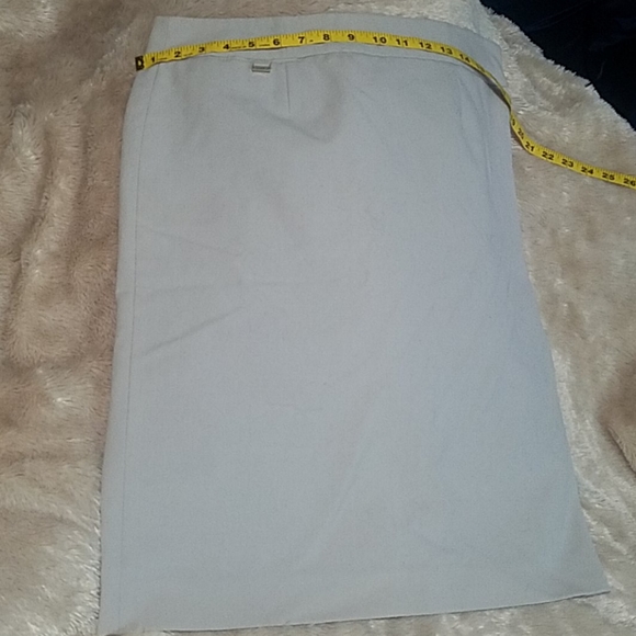 Calvin Klein skirt - Picture 1 of 7